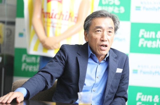 「変わらなければ終わる」ファミマ社長“気合い注入”の真意 川島蓉子「経営トップが磨く“勘と感”」