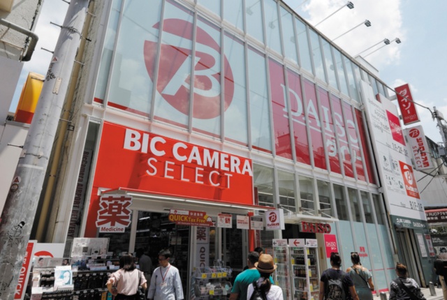 ビックカメラが原宿で仕掛ける“脱・家電量販店”:日経クロストレンド