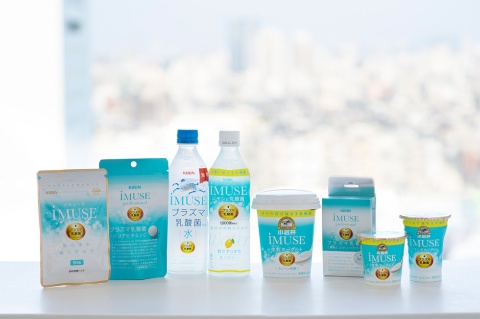 青をベースカラーとしたブランドイメージを構築。グループ横断で共通化