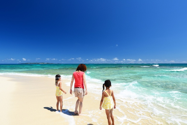 沖縄のビーチは世界に誇れる美しさ（写真／Shutterstock）