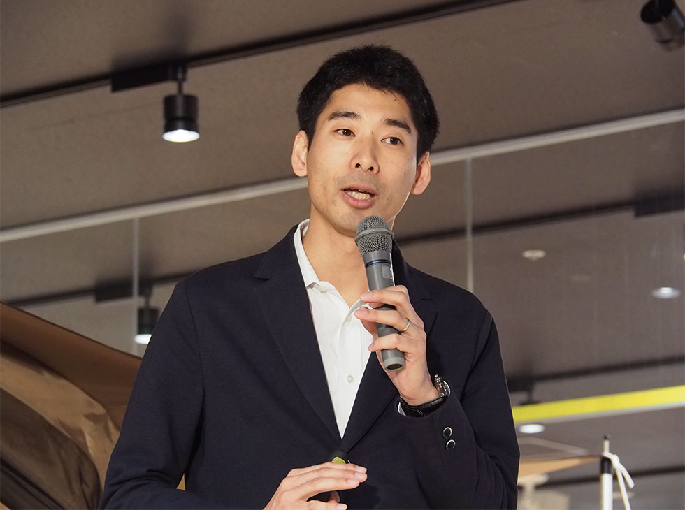 フロア構成やそれぞれの見どころ、柏店の持つ強みなど、より具体的なセールスポイントを解説した常務執行役員戦略企画本部長の二十軒翔氏