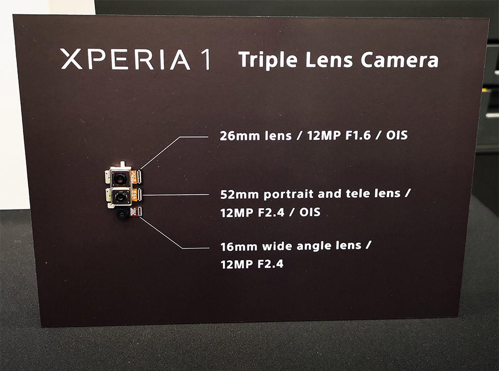 Xperiaシリーズでは初となるトリプルレンズカメラを搭載