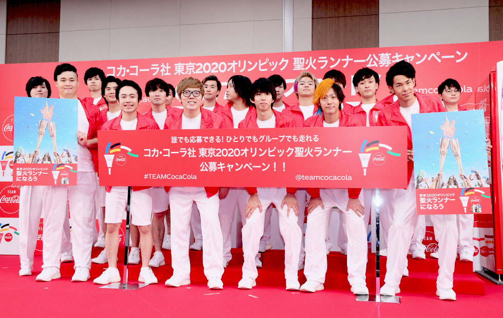 コカ・コーラが聖火ランナー募集、五輪初の5ブランド訴求のワケ：日経 