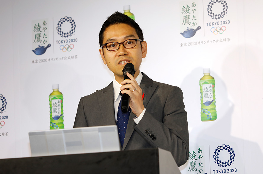 日本コカ・コーラの助川公太氏「綾鷹らしさでマインドシェア1位を目指す」と意気込む