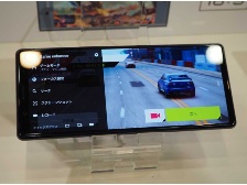 ソニーモバイルコミュニケーションズの X 日経クロストレンド ソニーモバイルコミュニケーションズの X 日経クロストレンド