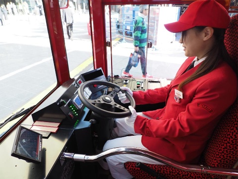 女性ドライバーも数人いるとのこと
