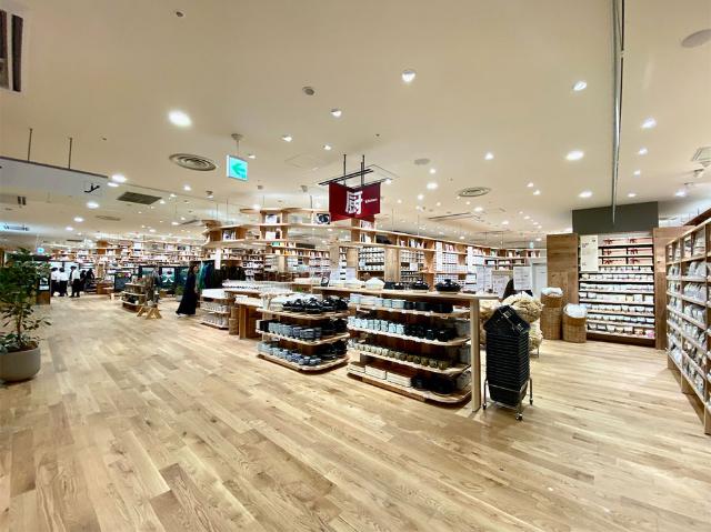 無印良品 京都山科 が地方 郊外百貨店の救世主になる理由 日経クロストレンド 無印良品 京都山科 が地方 郊外百貨店の救世主になる理由 日経クロストレンド