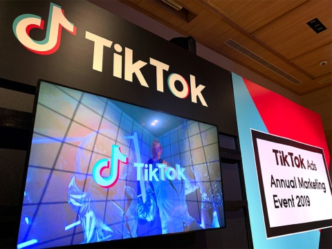 リップシンク（口パク）動画をシェアする場として2017年に登場した「TikTok」はグローバルでの人気も高く、アプリのダウンロード数は15億を突破した（Sensor Tower調べ）