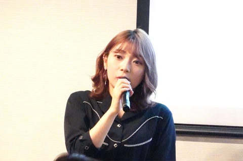 クリエイティブディレクターで19年10月より報道番組「news zero」(日本テレビ)のレギュラーコメンテーターを務めるarcaCEOの辻愛沙子氏。女性の生き方や働き方などを発信するLadyknowsの代表としても活動する