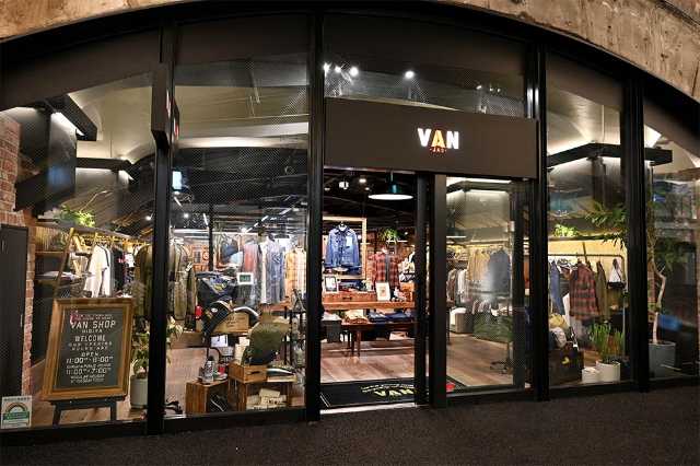 メンズファッションの Van Shop 日経クロストレンド メンズファッションの Van Shop 日経クロストレンド