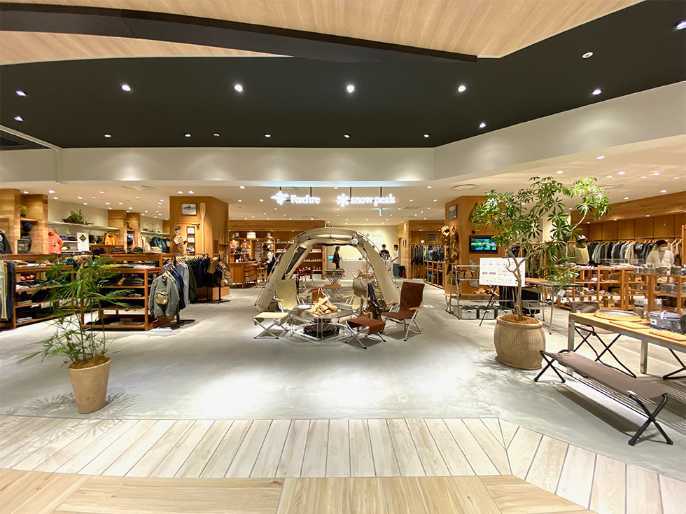 Jr大阪駅に直結するファッションビル ル 日経クロストレンド Jr大阪駅に直結するファッションビル ル 日経クロストレンド