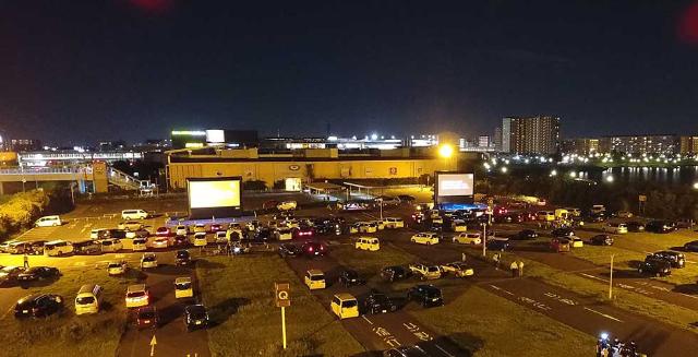 鬼滅の刃バブル の陰で苦戦続く コロナ禍での映画館存続戦略 日経クロストレンド 鬼滅の刃バブル の陰で苦戦続く コロナ禍での映画館存続戦略 日経クロストレンド