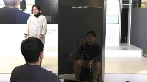 イベントで実施した「aura meditation」のデモ風景