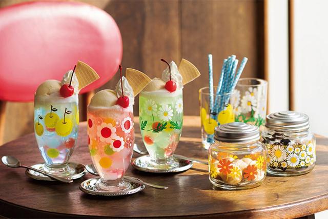 超懐かしい 昭和風プリント のグラスが2年で26万個のヒット 日経クロストレンド 超懐かしい 昭和風プリント のグラスが2年で26万個のヒット 日経クロストレンド