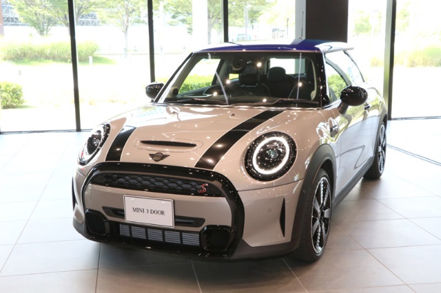 Bmw Miniマイナーチェンジ版発売 Ev日本未導入のまま 日経クロストレンド Bmw Miniマイナーチェンジ版発売 Ev日本未導入のまま 日経クロストレンド