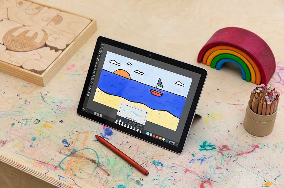Surface Goシリーズは教育市場向けのパソコンとしても人気がある
