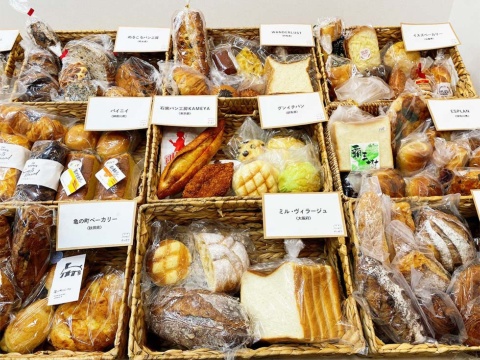 「ぱん結び」では全国の人気ベーカリーのパンを購入できる