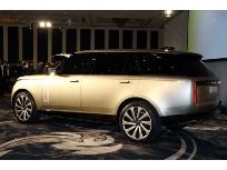 新型レンジローバーのスタンダードホイール 日経クロストレンド 新型レンジローバーのスタンダードホイール 日経クロストレンド