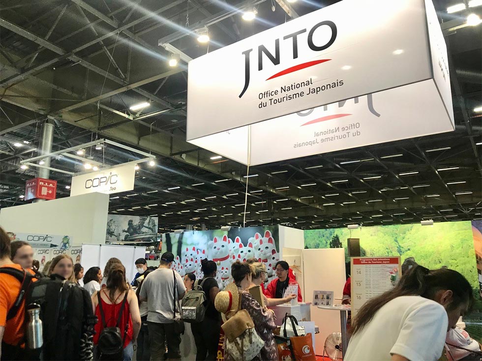 日本政府観光局のスタンド。日本はフランス人にとって訪れたい国のナンバー５に毎年入っている