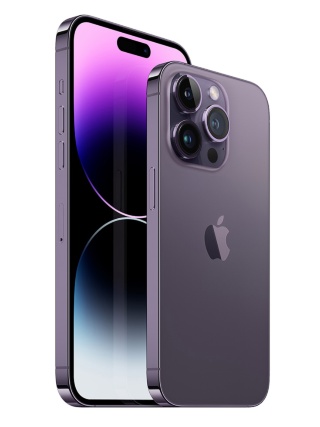 6.7型の「iPhone 14 Pro Max」（左）と6.1型の「iPhone 14 Pro」（右）。写真のディープパープルなど4色のカラーバリエーションがある