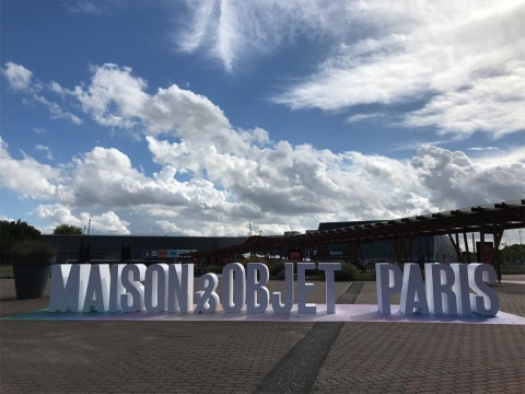 パリ郊外ヴィルパントの広大な見本市会場で開かれる、インターナショナルインテリア見本市「メゾン・エ・オブジェ」