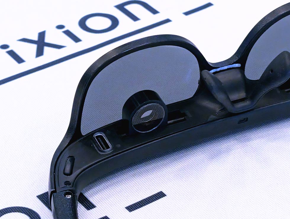 老眼にも効く！ ピントが自動で合う眼鏡、ヴィクシオン「ViXion01S