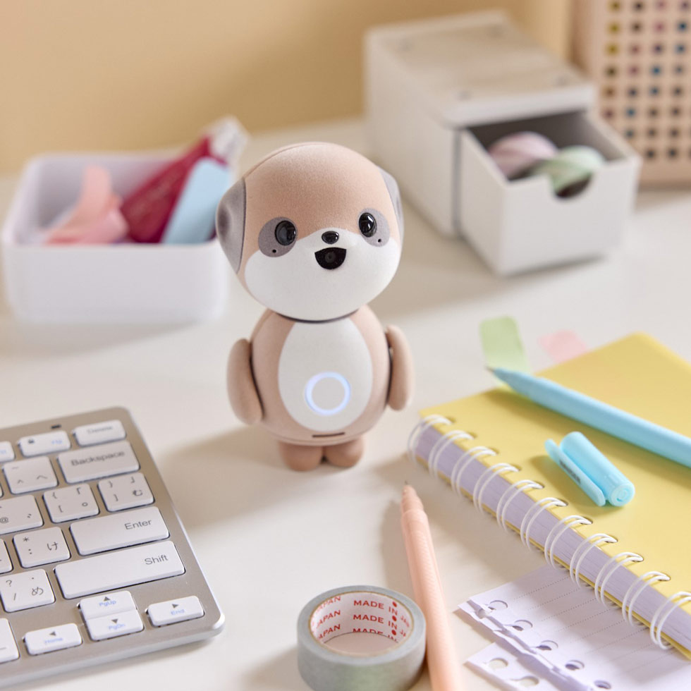 シャープの「ポケとも」 愛情湧く仕組みを生んだロボホンでの経験