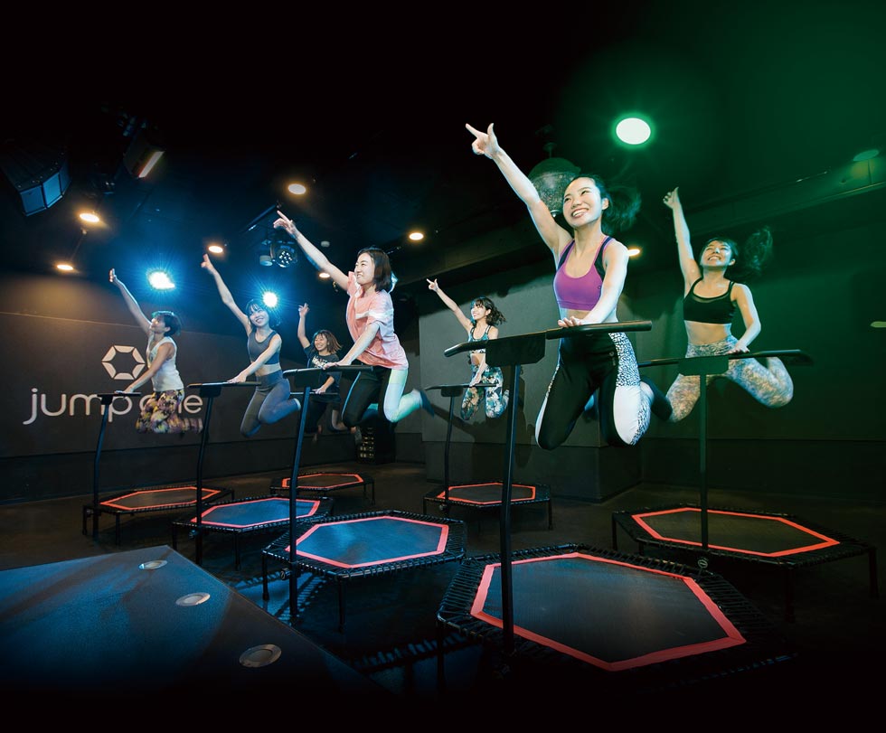 100店舗構想の暗闇トランポリン「jump one」 狙うはサードプレイス