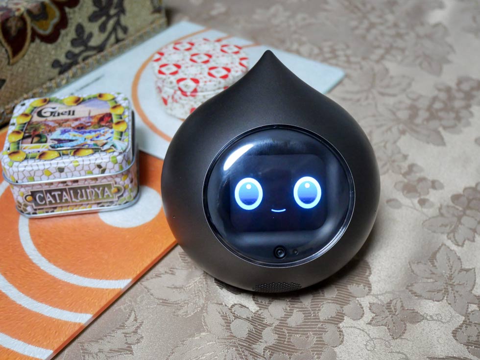 ロミ☆ MIXIの会話ロボ「Romi」 試用と取材で見えてきた最新モデルの可能性