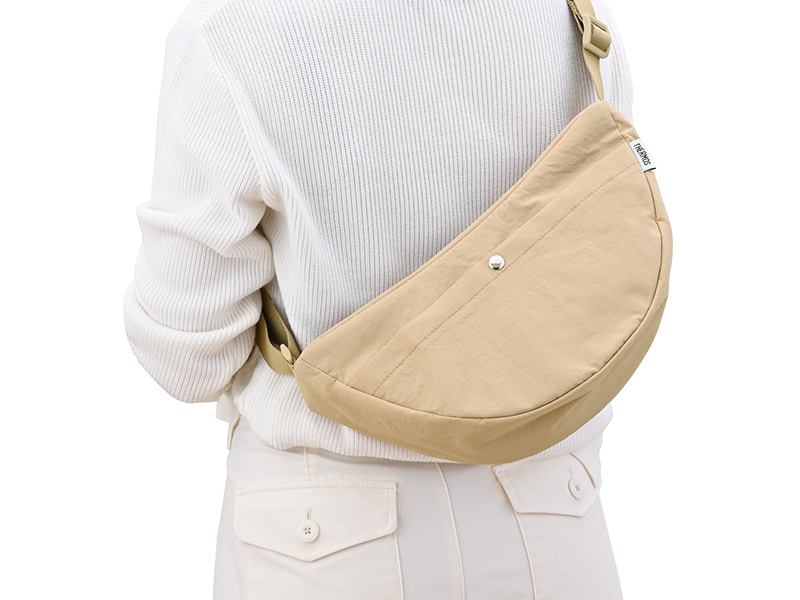 サーモスが「保冷バッグ」新デザイン投入　シーン限定をやめたワケ