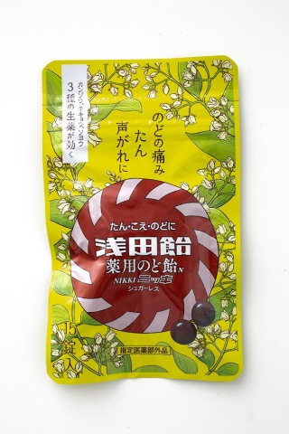 「浅田飴 薬用のど飴N(ニッキ)」(税込み324円)。缶入りに比べて小容量かつ低価格なパウチタイプの袋入りが、試し買い需要にも合致