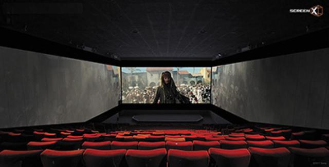 作品の中に没入できる 3面スクリーン の新映画館 2ページ目 日経クロストレンド 作品の中に没入できる 3面スクリーン の新映画館 2ページ目 日経クロストレンド