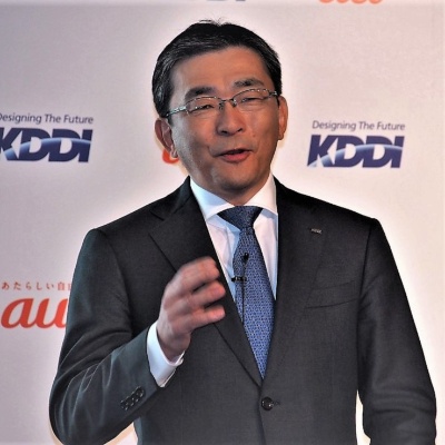 KDDIの新社長に就任した高橋氏。4月5日の就任会見では今後のKDDIの方向性について語った。写真は同会見より