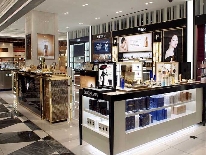 9階 ロッテ免税店 化粧品ゾーンでは韓国 日経クロストレンド 9階 ロッテ免税店 化粧品ゾーンでは韓国 日経クロストレンド