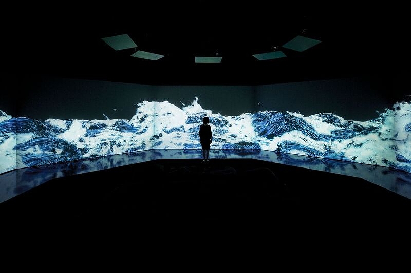 「Black Waves」の完成イメージ図。葛飾北斎の「富嶽三十六景 神奈川沖浪裏」がそのまま動き出したように見える作品だった