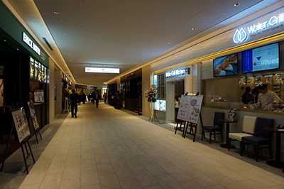 さまざまなジャンルの飲食店がバランスよく配置されている1・2階の商業ゾーン