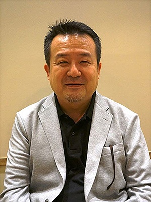 日本で「ソルビン」を運営するエンポリオの鈴木一郎社長。「ソルビンはかき氷ではなく、『ソルビン』という全く新しいスイーツ」だという