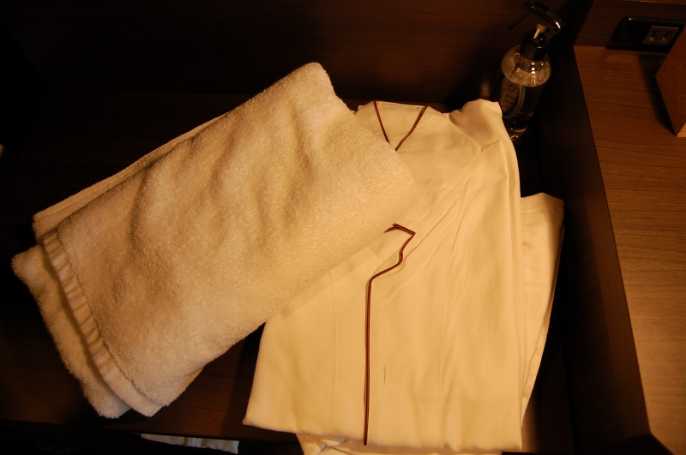 ホテル備え付けのパジャマやタオルはマッシ 日経クロストレンド ホテル備え付けのパジャマやタオルはマッシ 日経クロストレンド