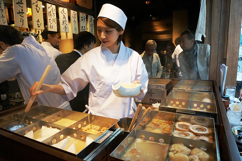 名古屋の人気店 鶏だしおでん さもん の 日経クロストレンド