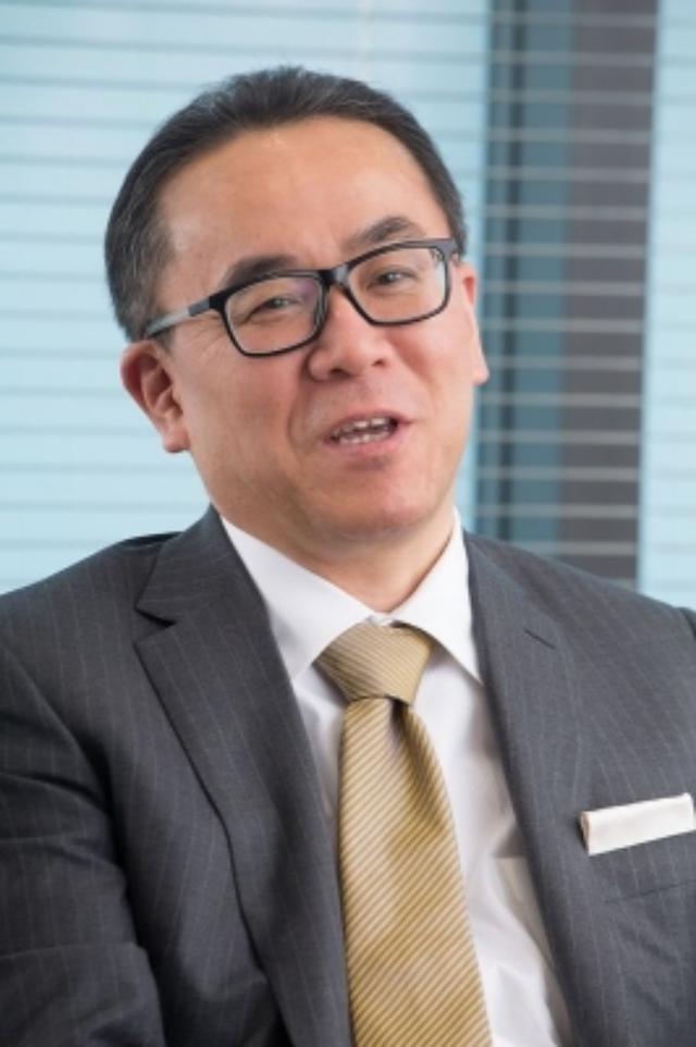 Ffxv最速600万本 スクエニ ヒット生む世界同時発売 日経クロストレンド