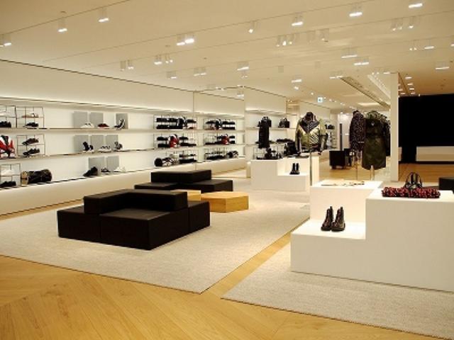 銀座最大の商業施設 ギンザシックス の見どころは 日経クロストレンド