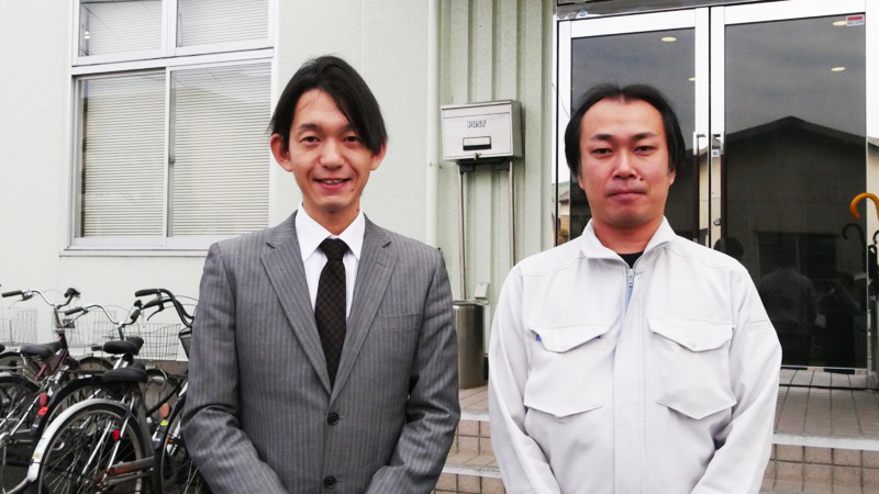 今回は、マウスコンピューター 埼玉サービスセンターの佐藤謙センター長(左)と、小沼孝幸マネージャー（右）に話を聞いた