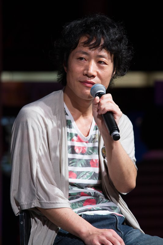 声優の竹本英史さん 日経クロストレンド
