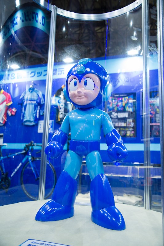 ロックマン10周年記念のフィギュアも展示