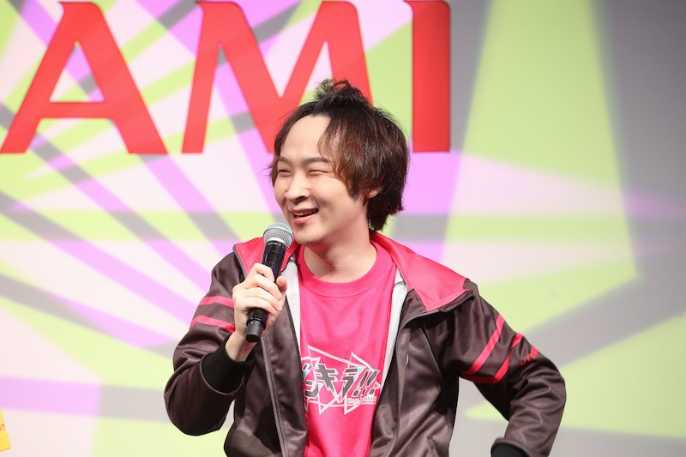 日向まひる役の児玉卓也さん 日経クロストレンド 日向まひる役の児玉卓也さん 日経クロストレンド