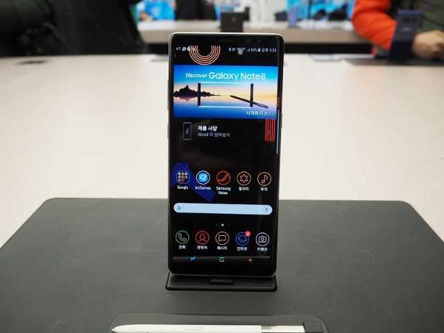 壁紙やアイコンも五輪仕様 Galaxy 日経クロストレンド