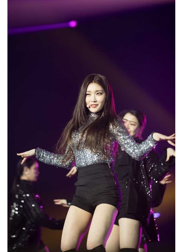女性ソロシンガーのchung Ha チョ 日経クロストレンド