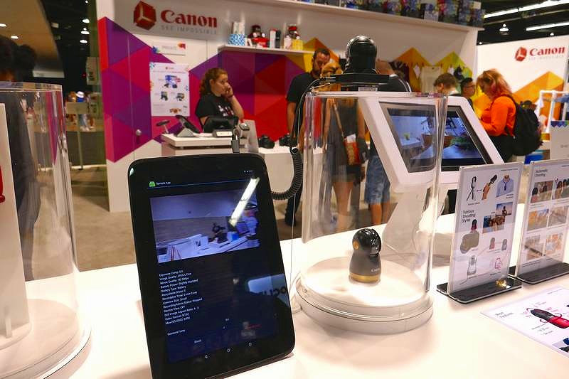 被写体を自動で追跡する小型カメラ 日経クロストレンド