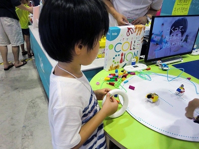 「toio」（トイオ）の詳細はソニーのECサイトで確認できる