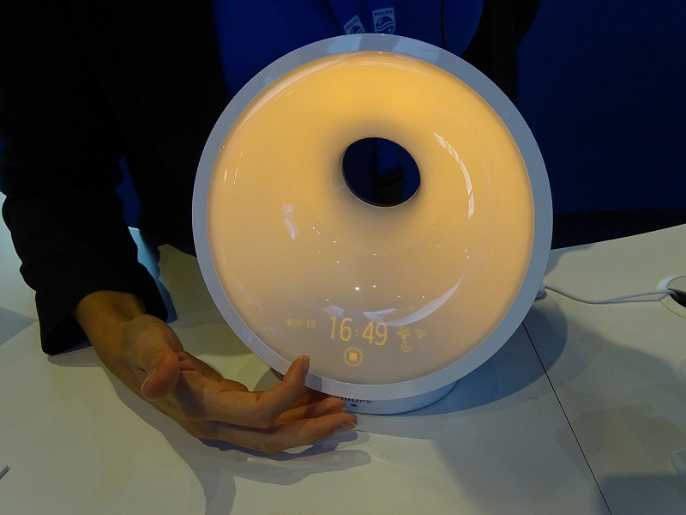 こちらは太陽光に近い照明を寝起きに浴びて 日経クロストレンド こちらは太陽光に近い照明を寝起きに浴びて 日経クロストレンド